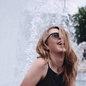 Meet your Posher, Meredith